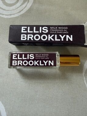 Free People Ellis Brooklyn Milk Wood Fragrance Oil - Brown & Gold